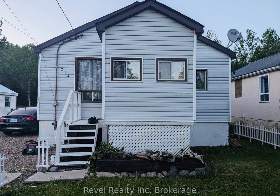 214-fotheringham-avenue-atikokan-ontario-x12974794