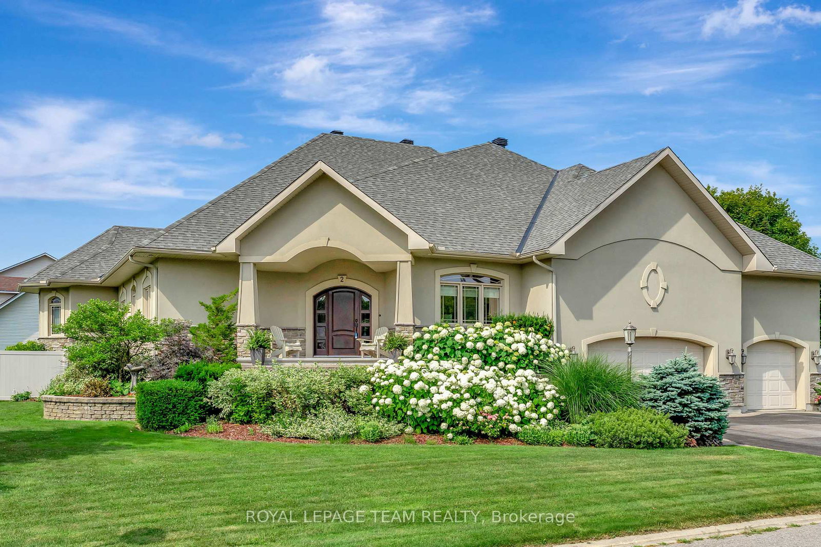 2-beechgrove-gardens-ottawa-ontario-x12974796