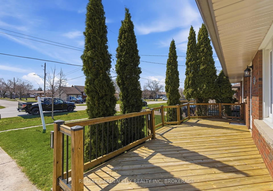 19-tamarack-avenue-st-catharines-ontario-x12975094