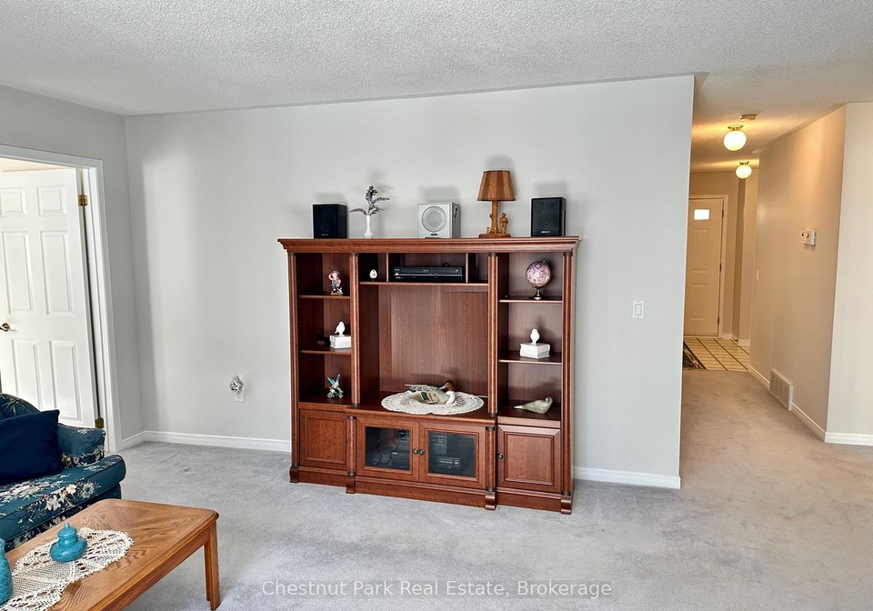 45-pine-ridge-gate-e-gravenhurst-ontario-x12975124