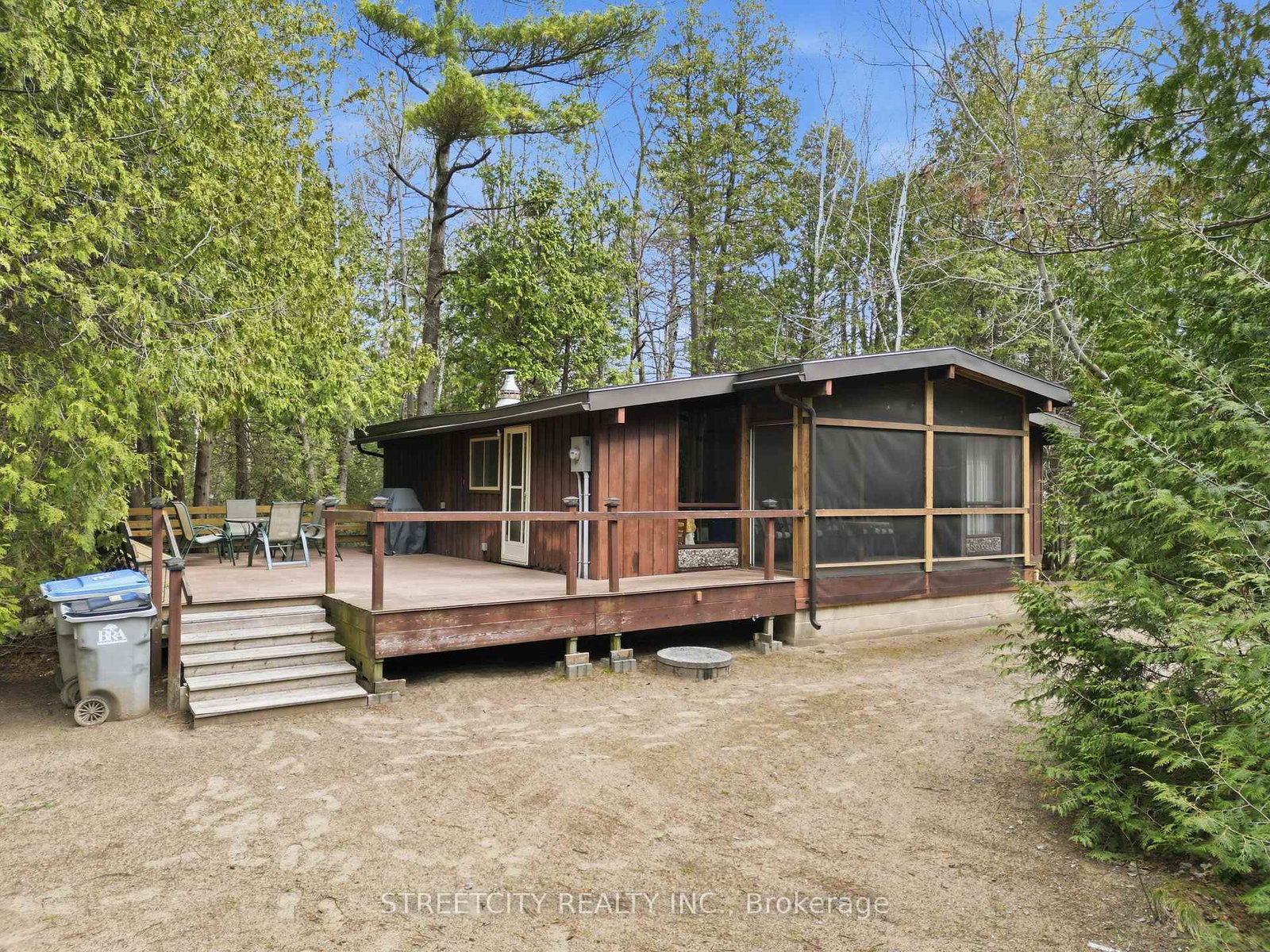 6418-robert-avenue-lambton-shores-ontario-x12975180