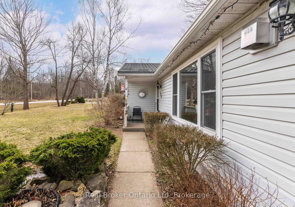 14-mapleport-crescent-s-south-bruce-peninsula-ontario-x12975240