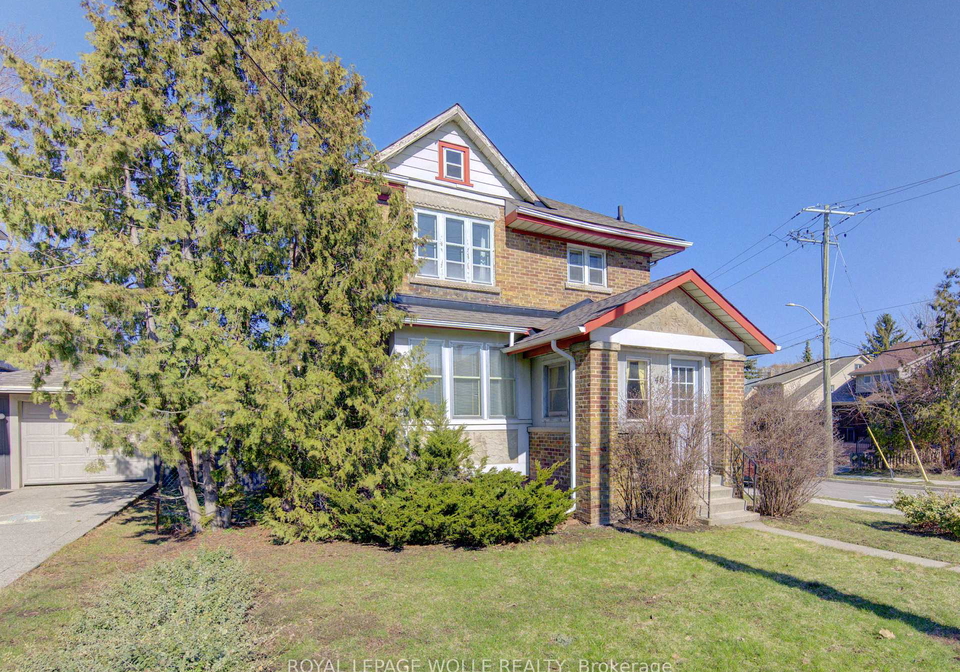 40-union-street-e-waterloo-ontario-x12975278