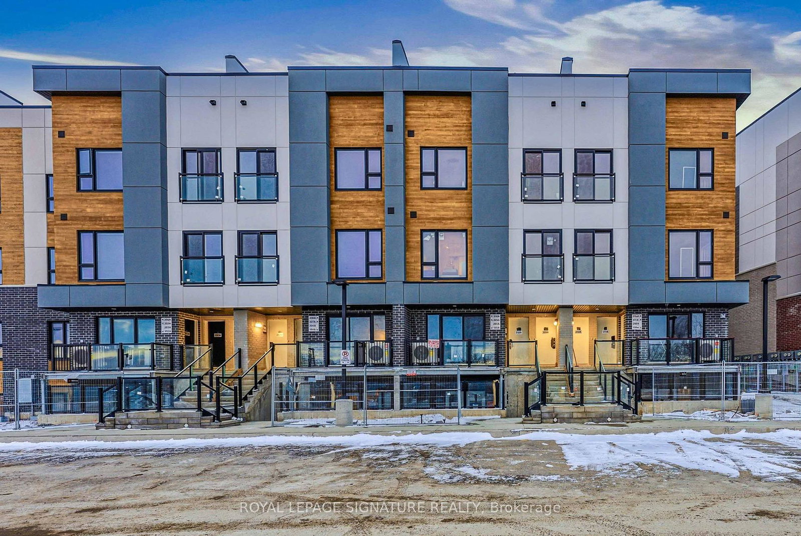 16-melbourne-avenue-st-catharines-ontario-x12975468
