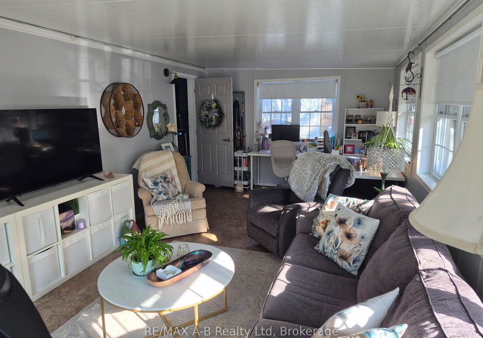 923590-road-92-zorra-ontario-x12975536