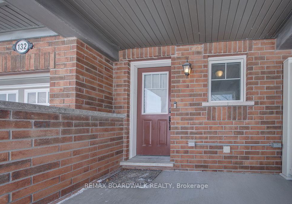 132-conifer-creek-circle-kanata-ontario-x12975608
