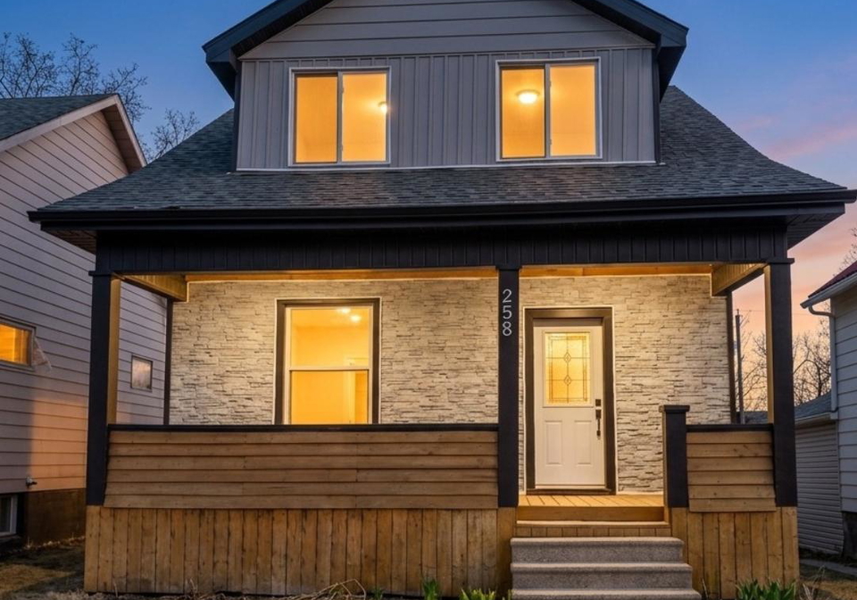 258-dundas-street-woodstock-ontario-x12975718