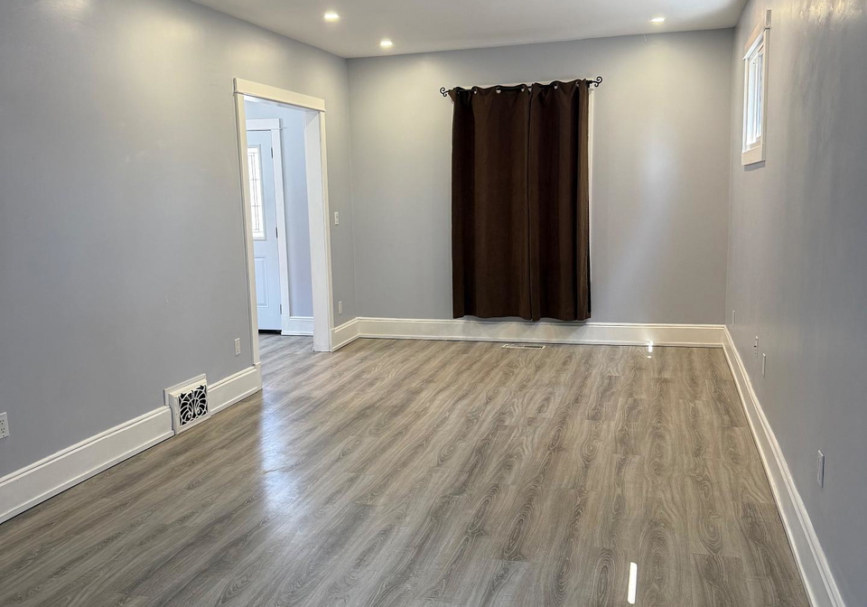 258-dundas-street-woodstock-ontario-x12975718