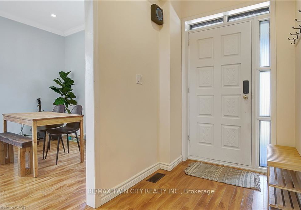 12-murdoch-street-cambridge-ontario-x12975770