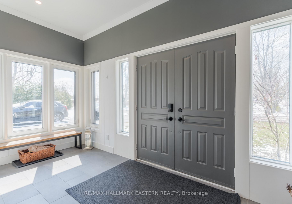 6-weller-crescent-peterborough-ontario-x12976078