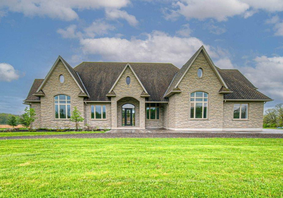 2930-notre-dame-drive-wilmot-ontario-x12976200