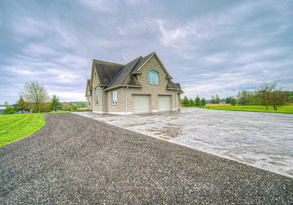 2930-notre-dame-drive-wilmot-ontario-x12976200