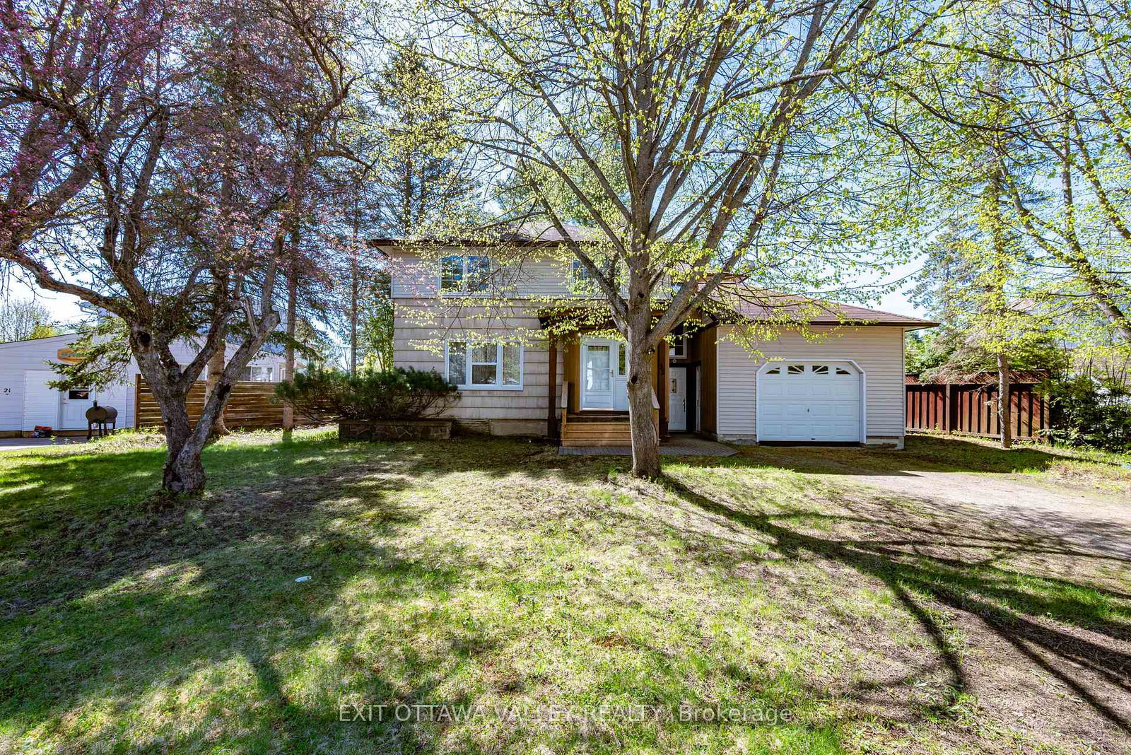 22-cabot-place-deep-river-ontario-x12976266
