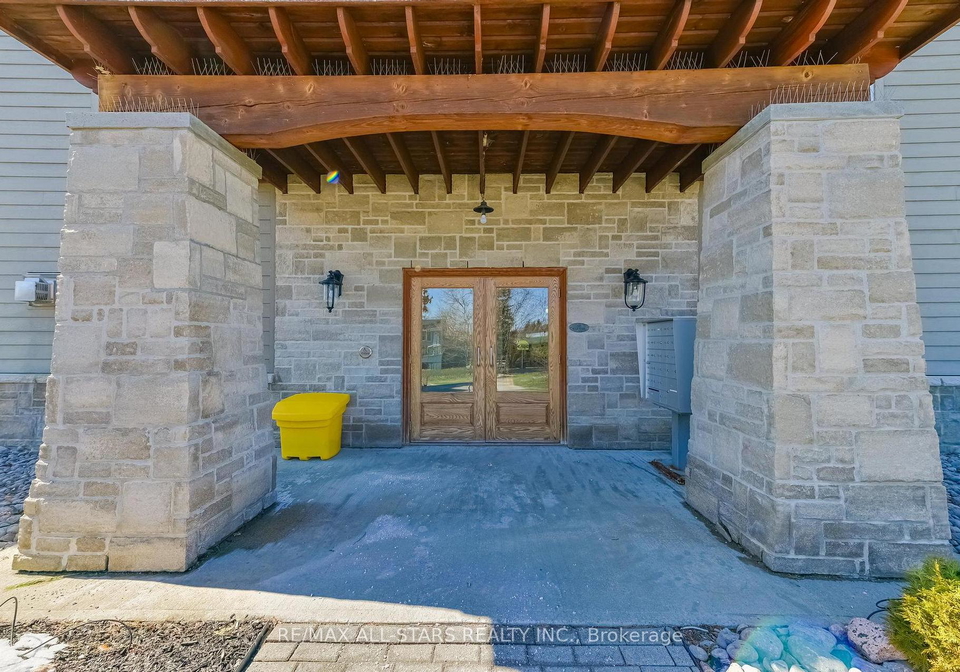 94-francis-street-w-kawartha-lakes-ontario-x12976282