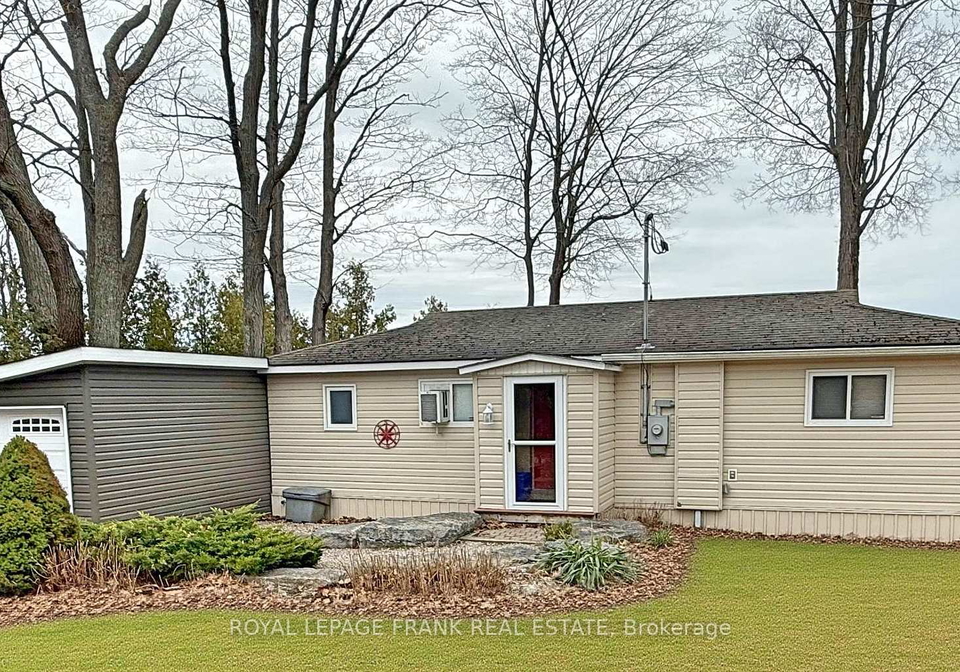 26-fire-route-60-trent-lakes-ontario-x12976288