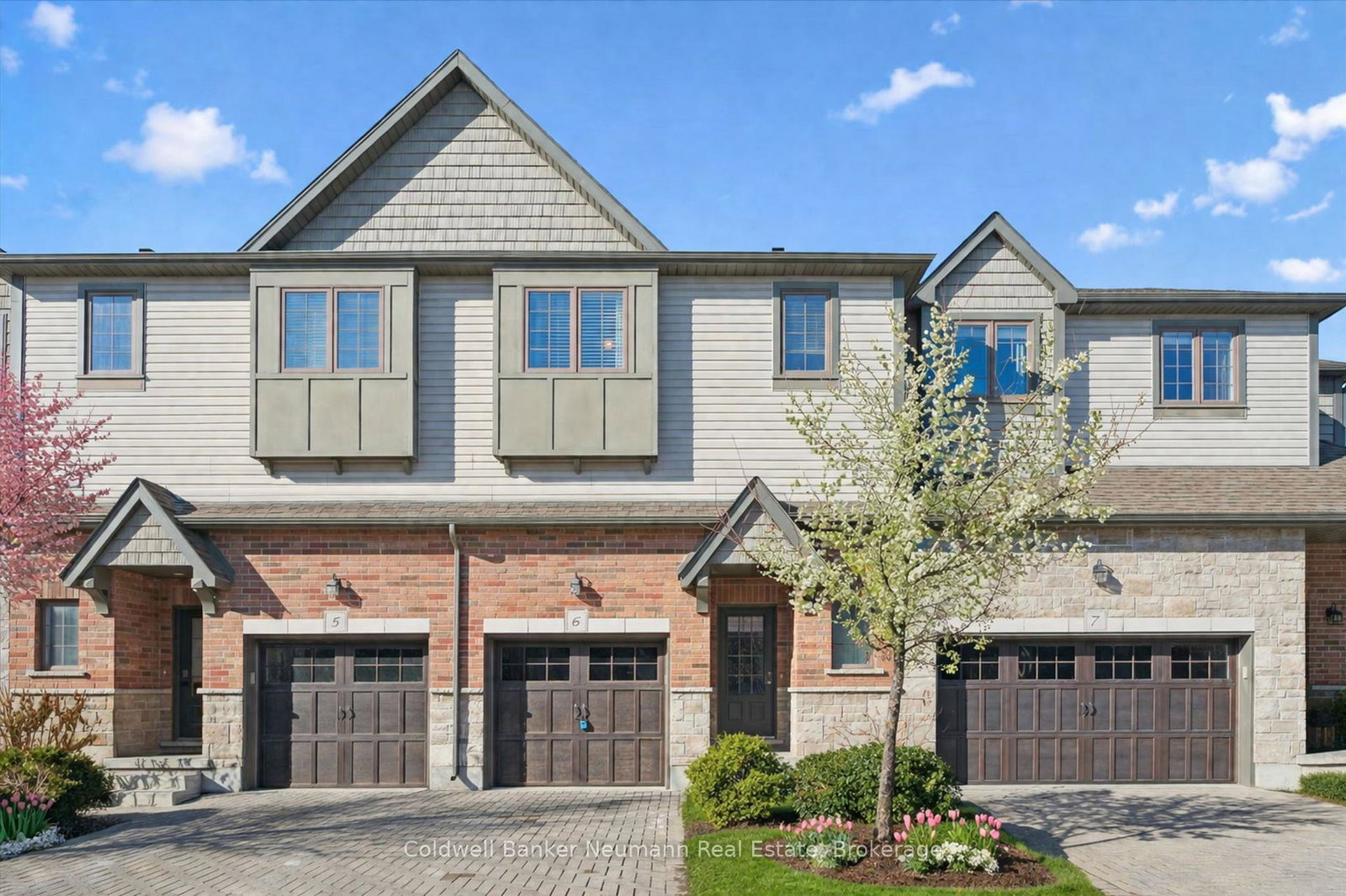 14downey-road-guelph-ontario-x12976368