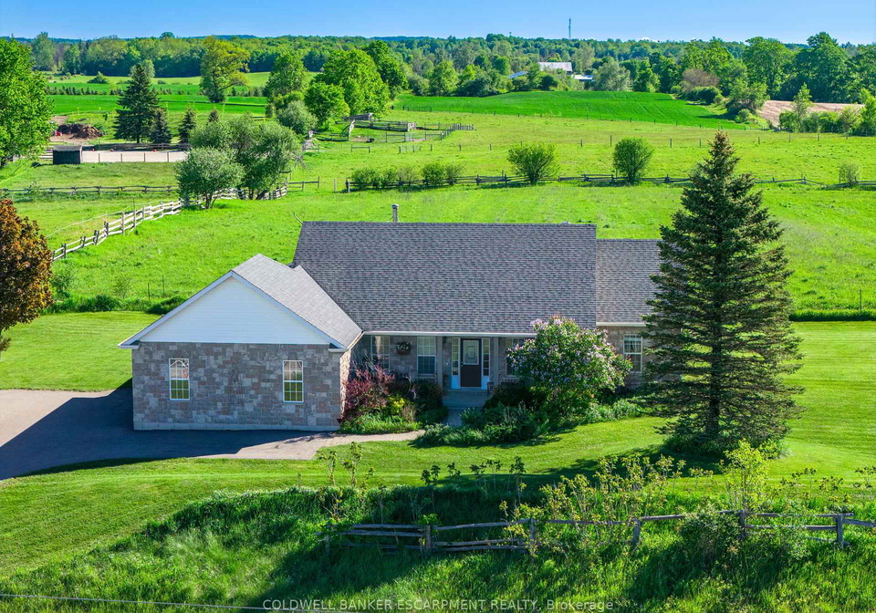 4923-wellington-44-road-guelpheramosa-ontario-x12976420