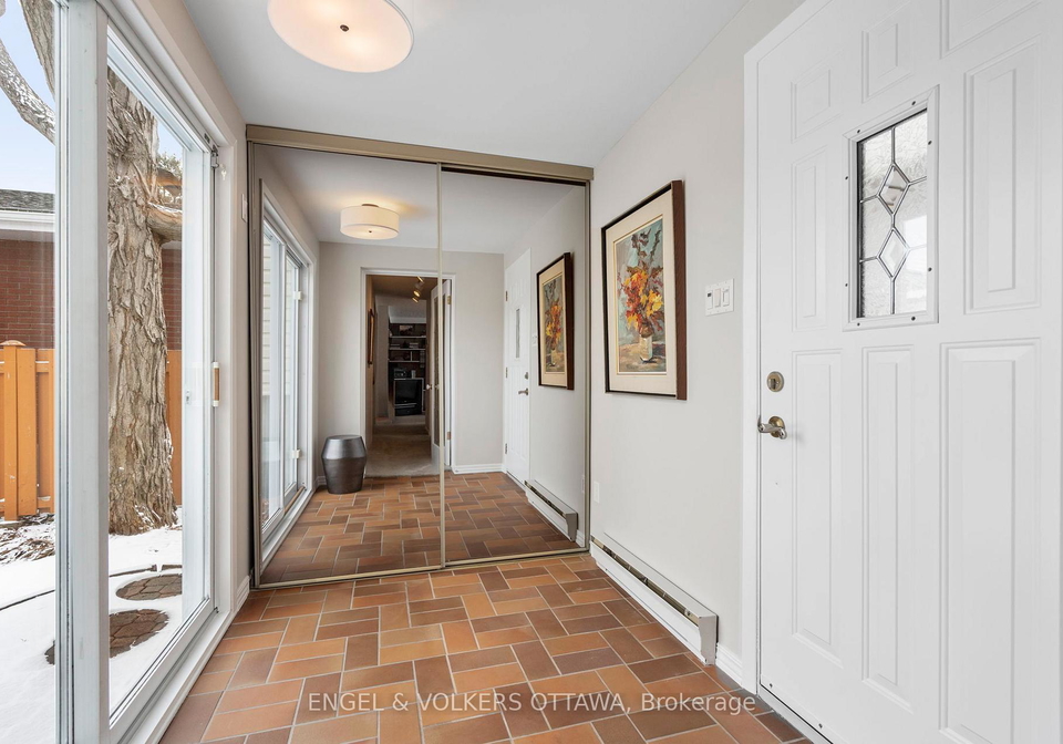 2125-valley-drive-ottawa-ontario-x12976426