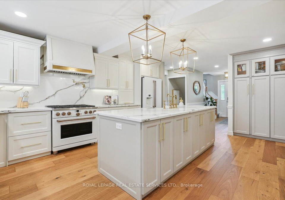 14-dubarry-boulevard-hamilton-ontario-x12976454