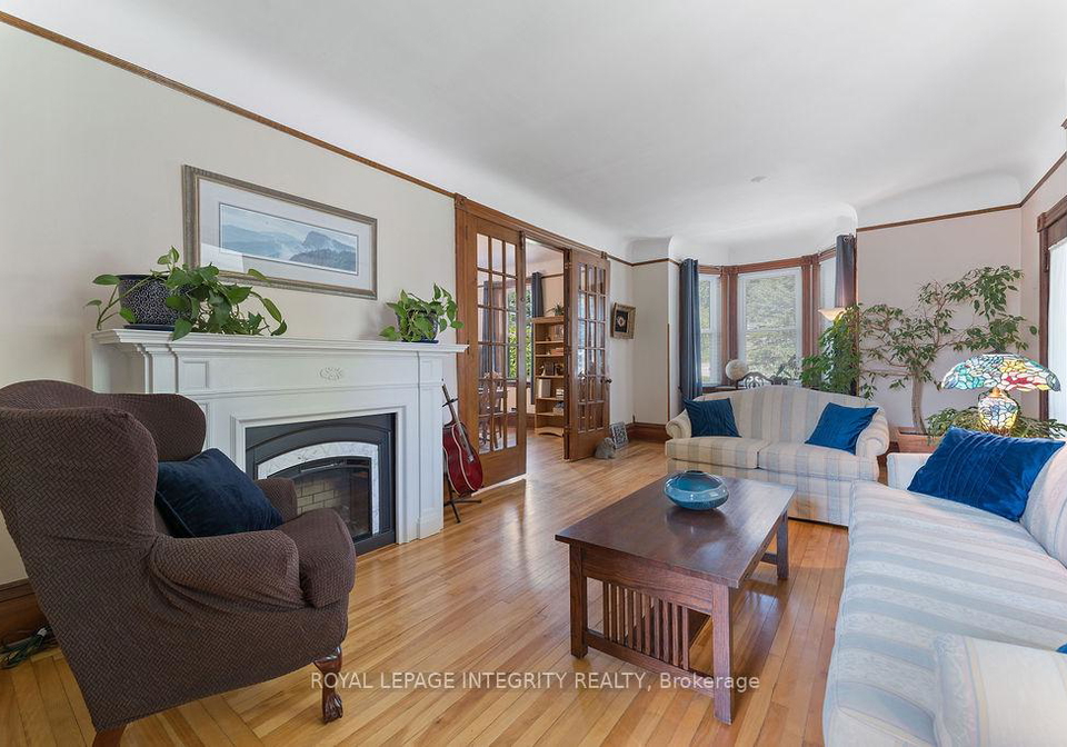 72-lakeshore-drive-south-dundas-ontario-x12976516