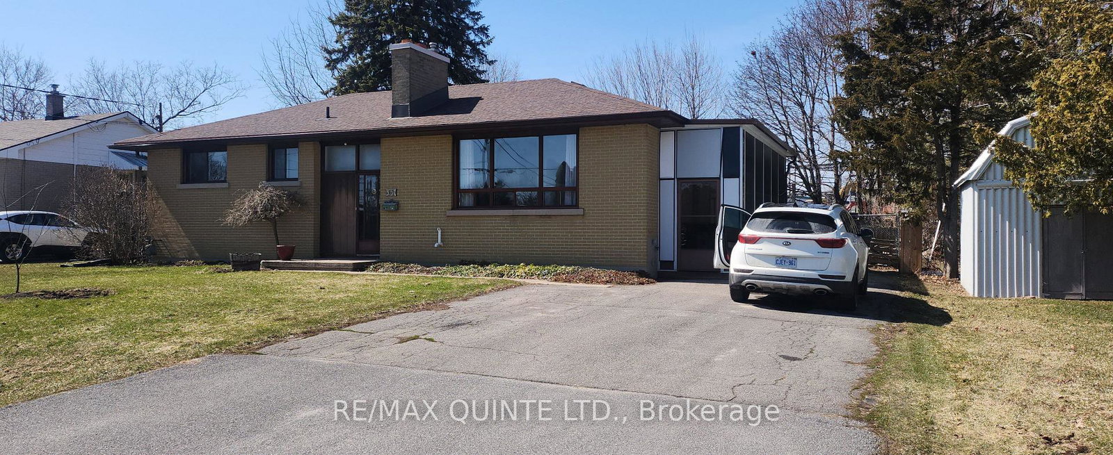 12-wedgewood-road-loyalist-ontario-x12976736