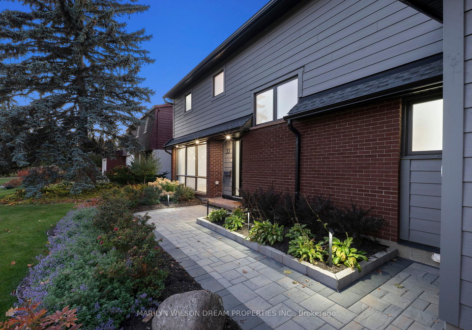 33-commanche-drive-ottawa-ontario-x12976790
