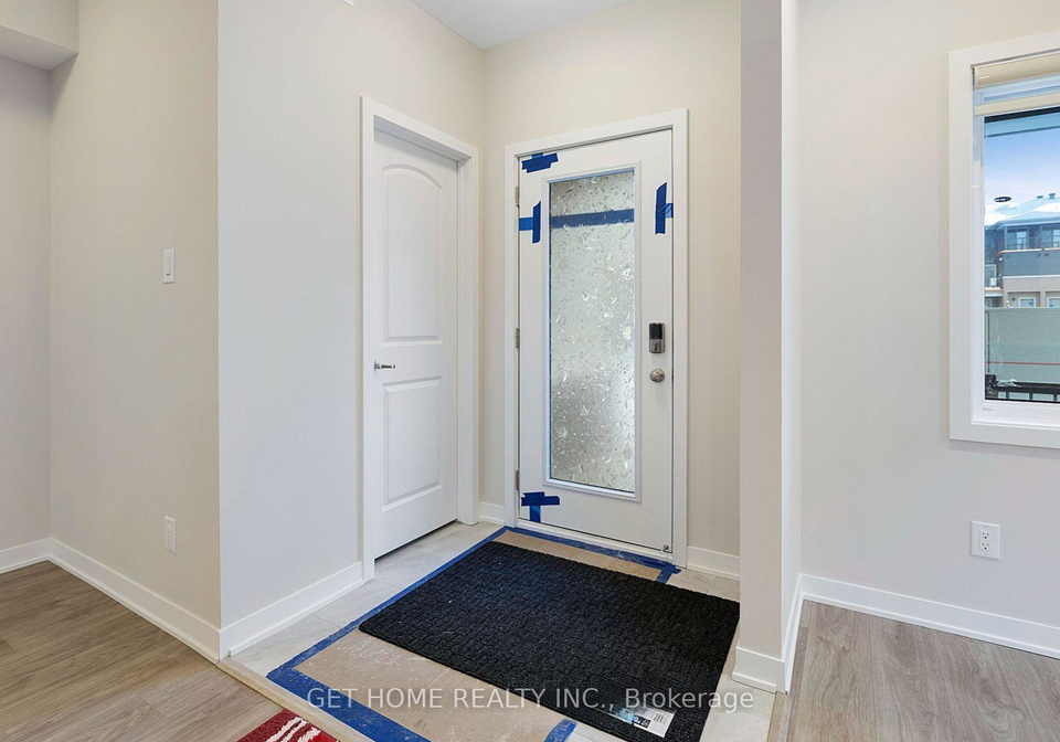 900-parnian-private-ottawa-ontario-x12976814