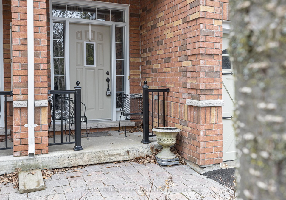 300-darcy-street-cobourg-ontario-x12976890