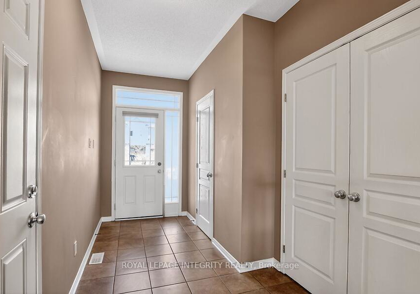 672-pepperville-crescent-e-kanata-ontario-x12976904