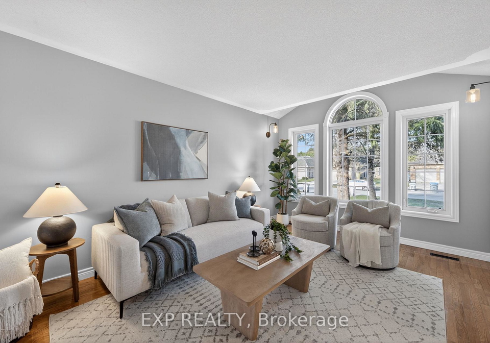 395-riverview-drive-strathroy-caradoc-ontario-x12976938