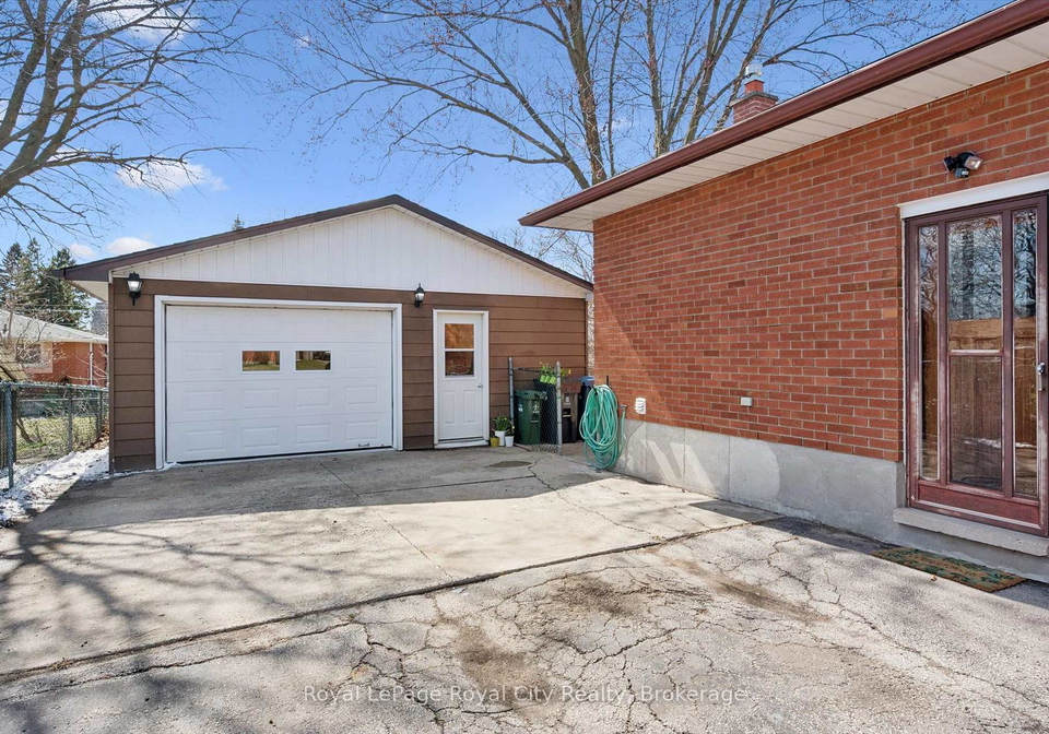 16-kenwood-crescent-guelph-ontario-x12977064