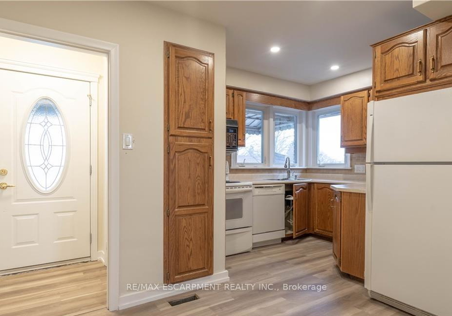 9-west-22nd-street-hamilton-ontario-x12977164