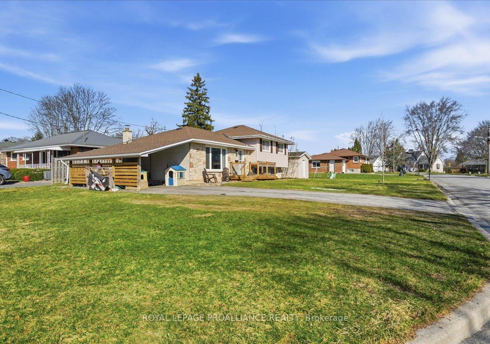 24-melrose-crescent-belleville-ontario-x12977180