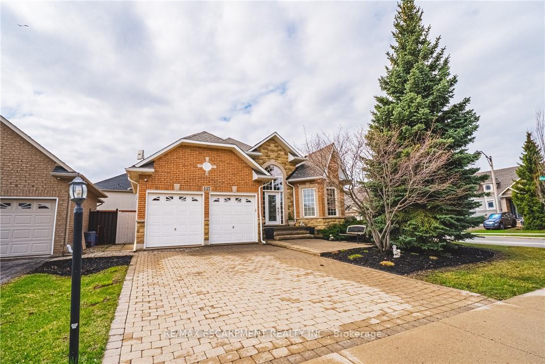 137-pinehill-drive-hamilton-ontario-x12977472