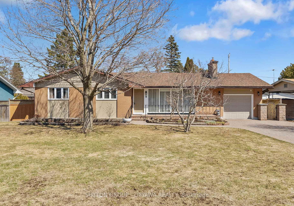 9-aberfeldy-street-ottawa-ontario-x12977584