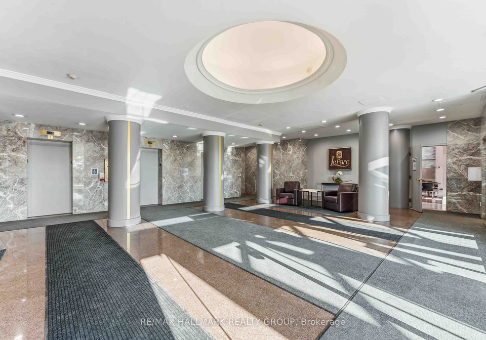 545-st-laurent-boulevard-ottawa-ontario-x12977622