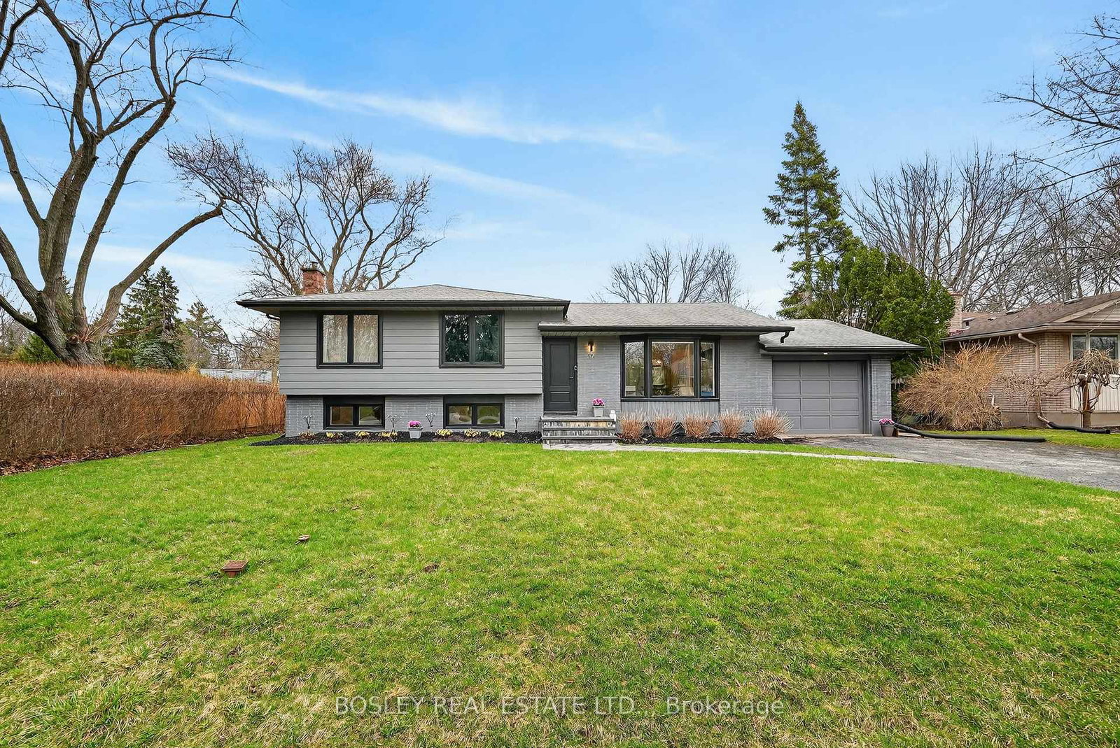 19-dixie-avenue-niagara-on-the-lake-ontario-x12977856