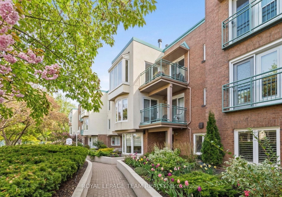 1-columbus-avenue-ottawa-ontario-x12977994