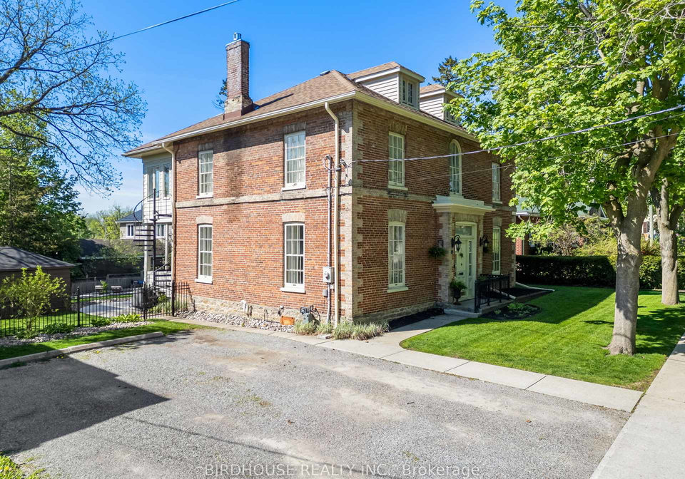 69-bond-street-w-kawartha-lakes-ontario-x12977996