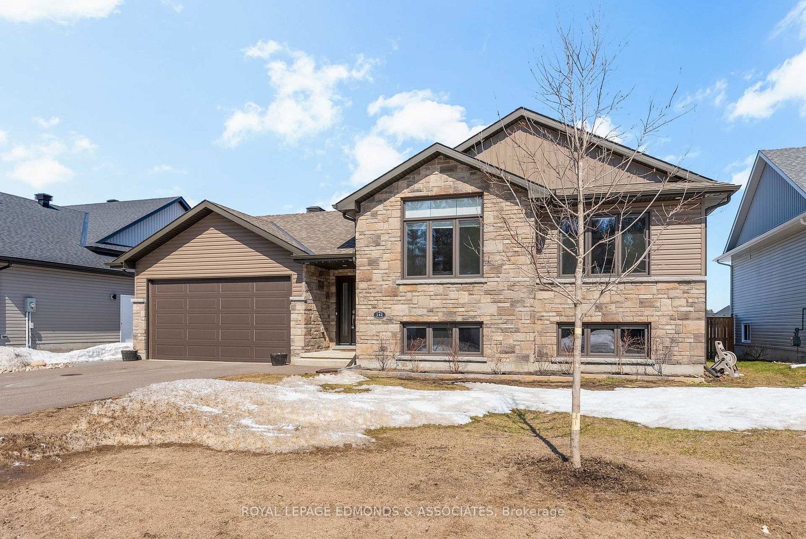 142-chad-street-petawawa-ontario-x12978084