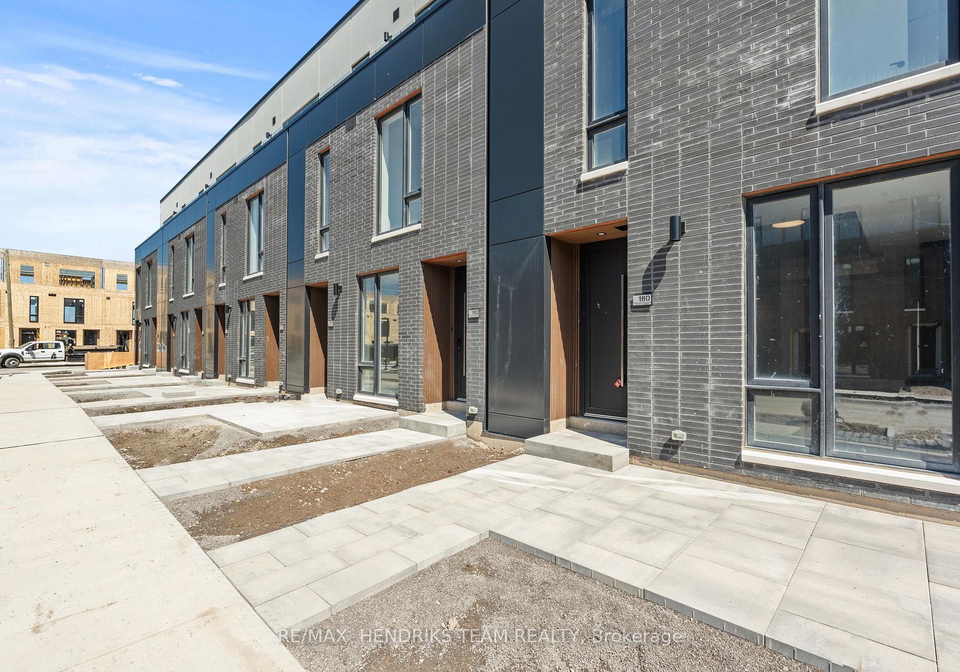 160-everett-common-st-catharines-ontario-x12978256