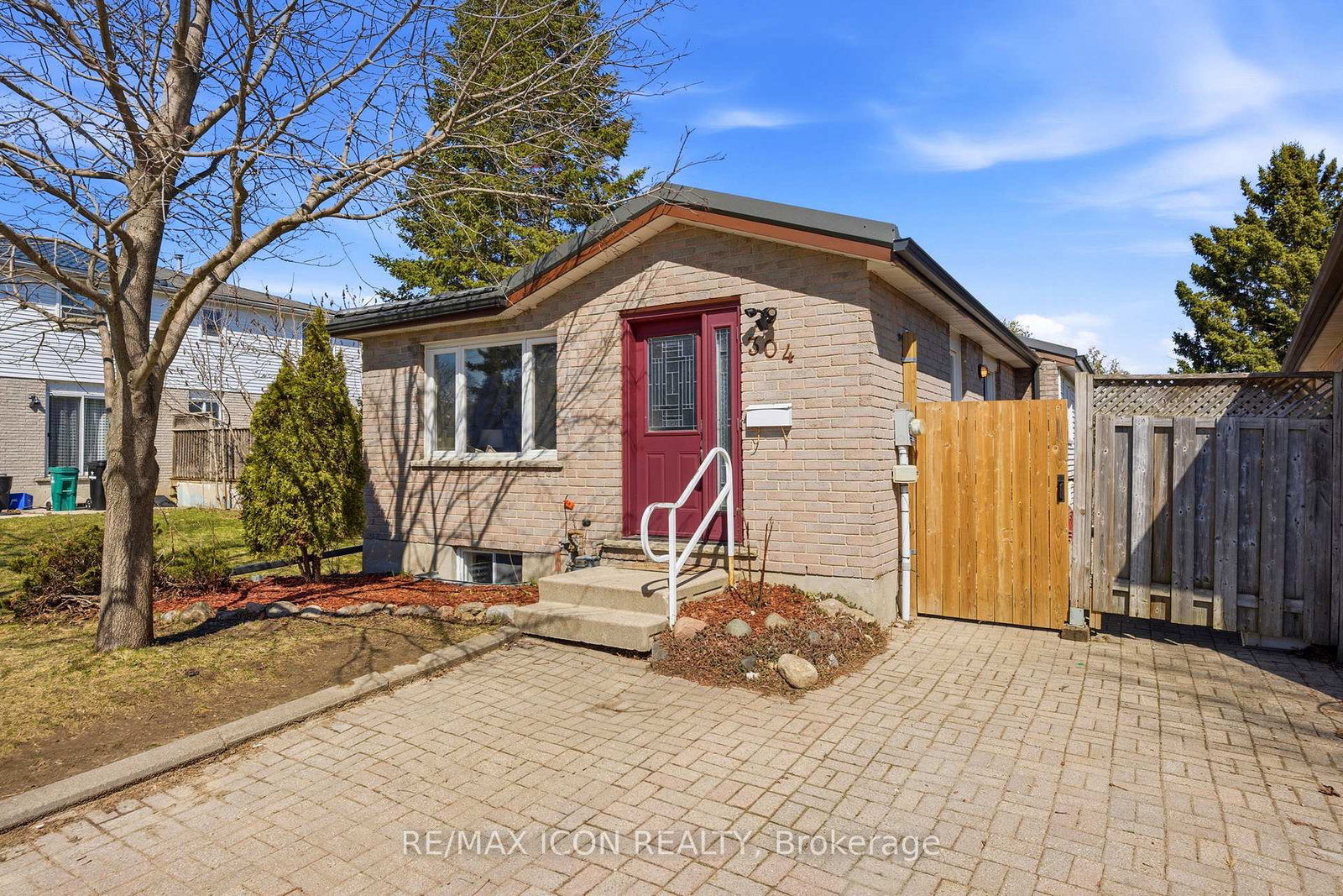 304-dinison-place-kitchener-ontario-x12978290