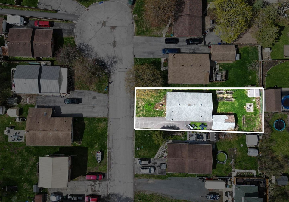 18-panelas-crescent-quinte-west-ontario-x12978368