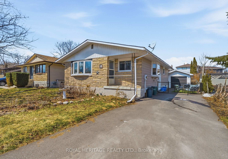 18-panelas-crescent-quinte-west-ontario-x12978368