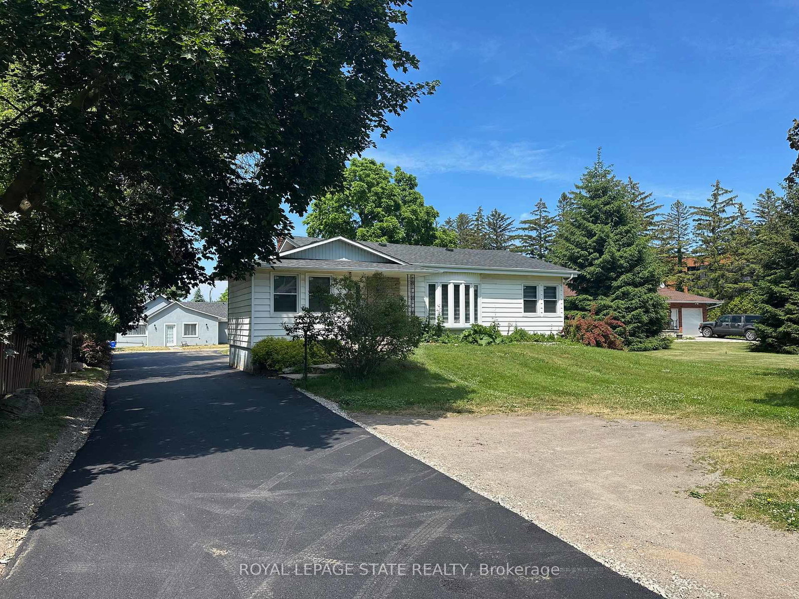 251-king-street-e-hamilton-ontario-x12978412