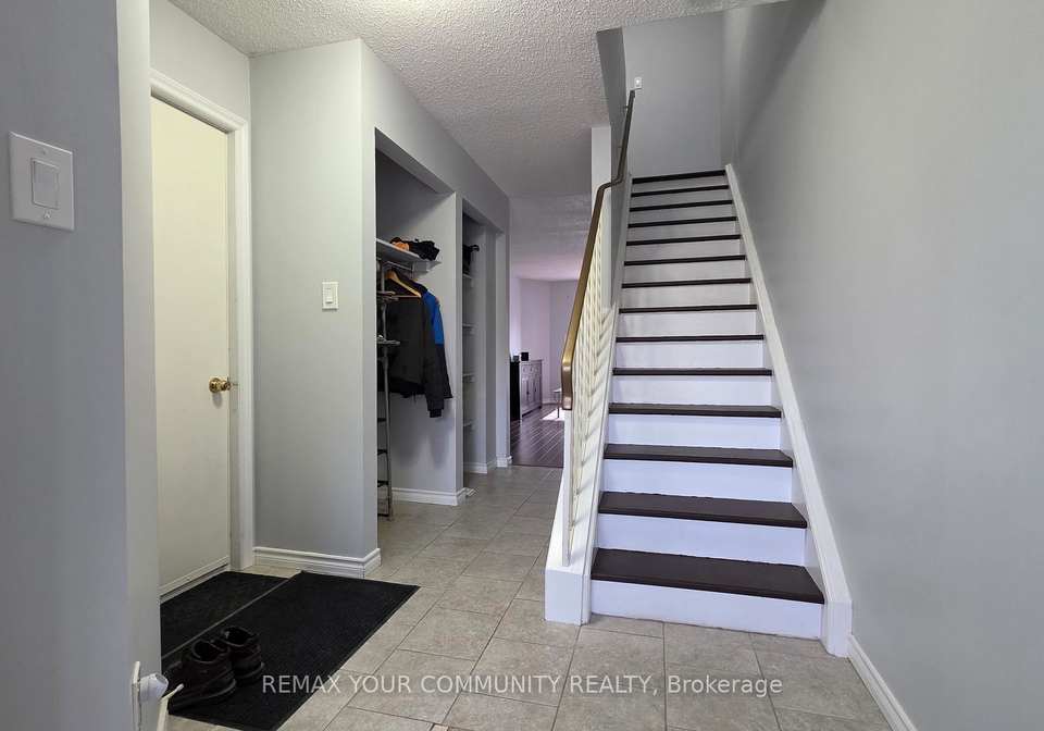 210-highland-crescent-kitchener-ontario-x12978654