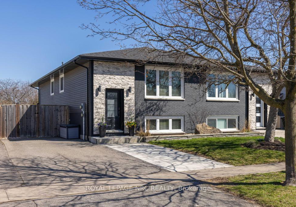 22-fox-trail-drive-st-catharines-ontario-x12978872