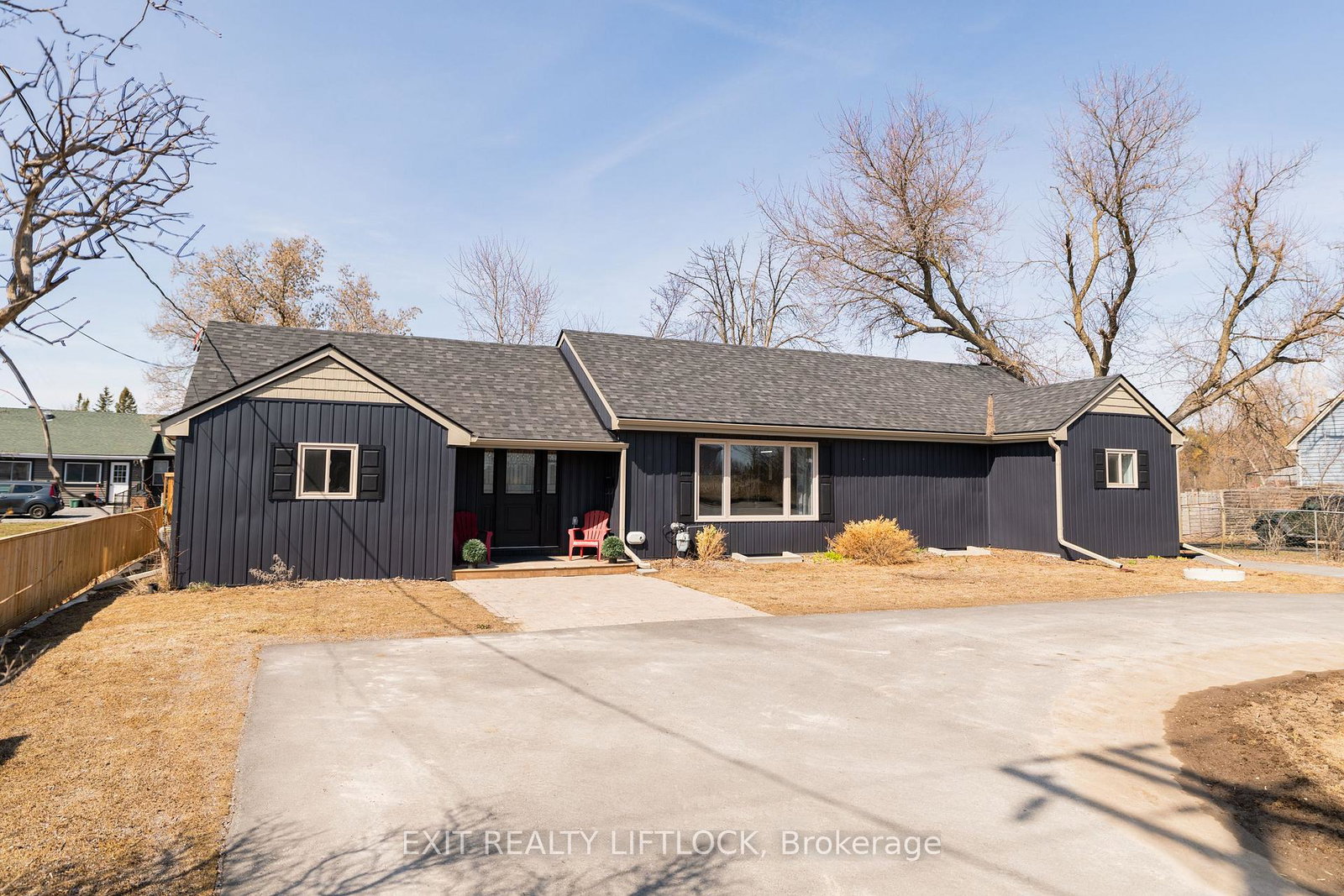 4-county-road-4-douro-dummer-ontario-x12978938