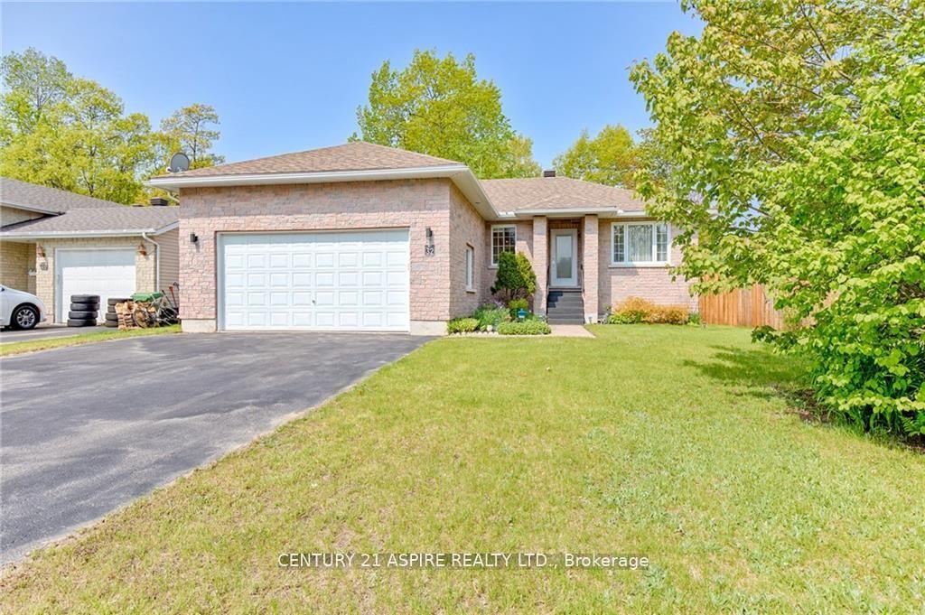 32-bayshore-drive-petawawa-ontario-x12978944