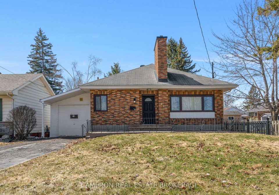 310-westmoreland-avenue-cornwall-ontario-x12979044